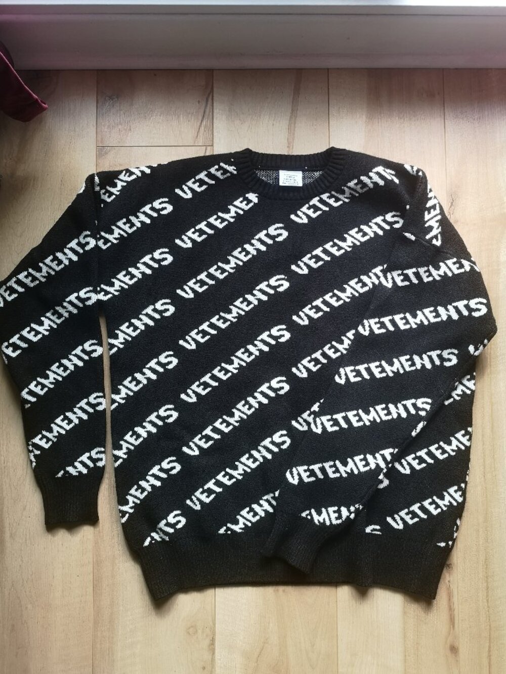 Vetements black knit sweater - Men's L